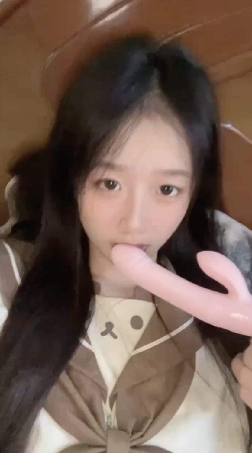 新买的玩具好香